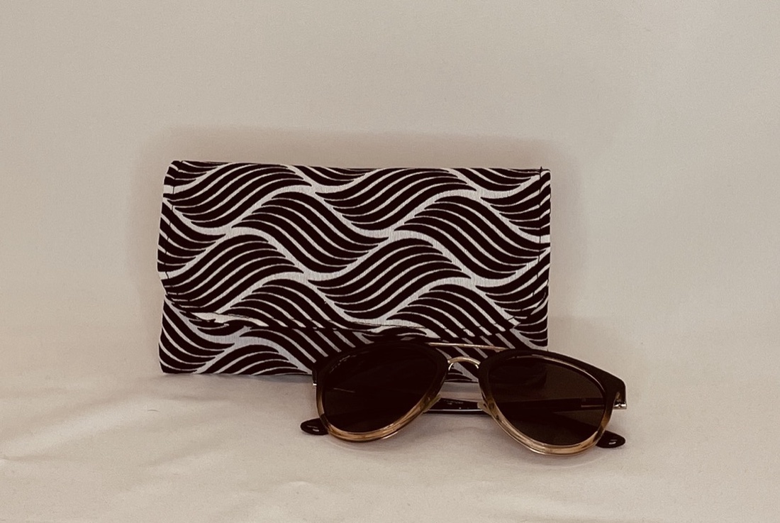 Husă de ochelari din pânză cu model  - genți și portofele - portofele, huse, suporturi - suport de ochelari - Artynos.ro
