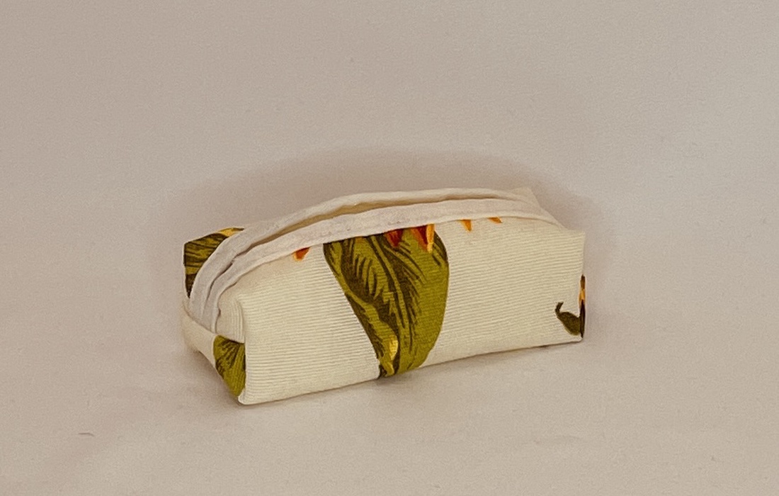 Suport pentru șervețele din pânză - genți și portofele - portofele, huse, suporturi - suport de batiste - Artynos.ro