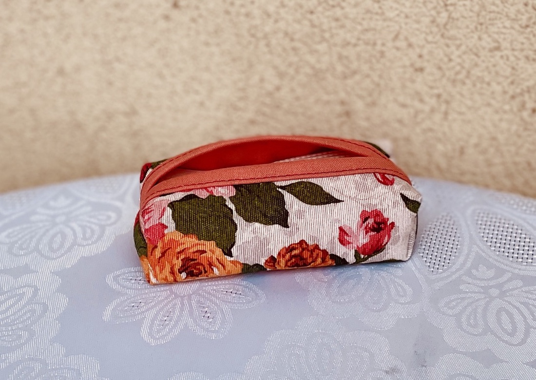 Suport pentru șervețele din pânză - genți și portofele - portofele, huse, suporturi - suport de batiste - Artynos.ro