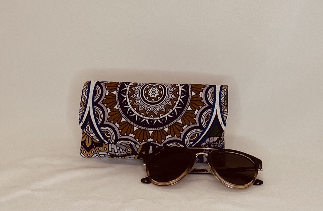 Husă de ochelari din pânză cu model  - genți și portofele - portofele, huse, suporturi - suport de ochelari - Artynos.ro