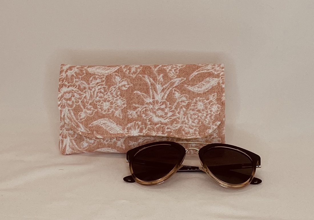 Husă de ochelari din pânză cu model  - genți și portofele - portofele, huse, suporturi - suport de ochelari - Artynos.ro