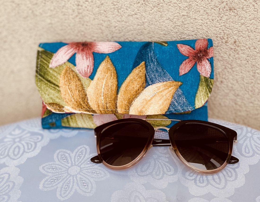Husă de ochelari din pânză cu model  - genți și portofele - portofele, huse, suporturi - suport de ochelari - Artynos.ro