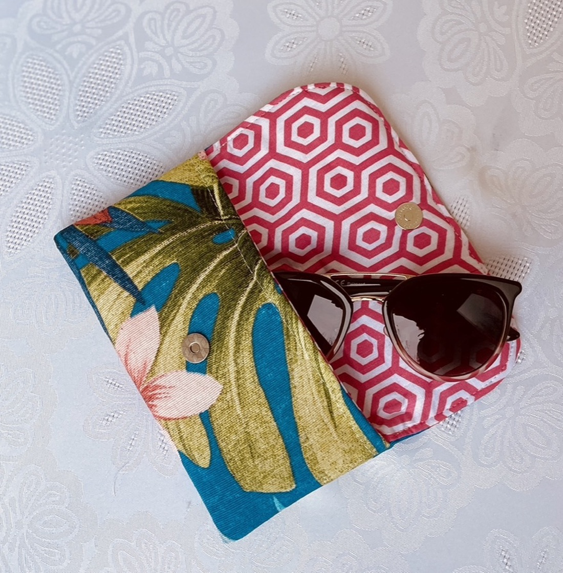 Husă de ochelari din pânză cu model  - genți și portofele - portofele, huse, suporturi - suport de ochelari - Artynos.ro