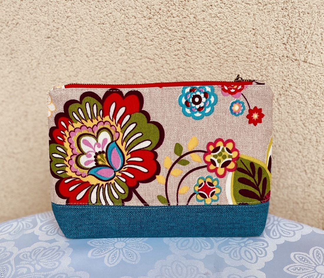 Nesessian A5  - genți și portofele - genți cosmetice - Artynos.ro