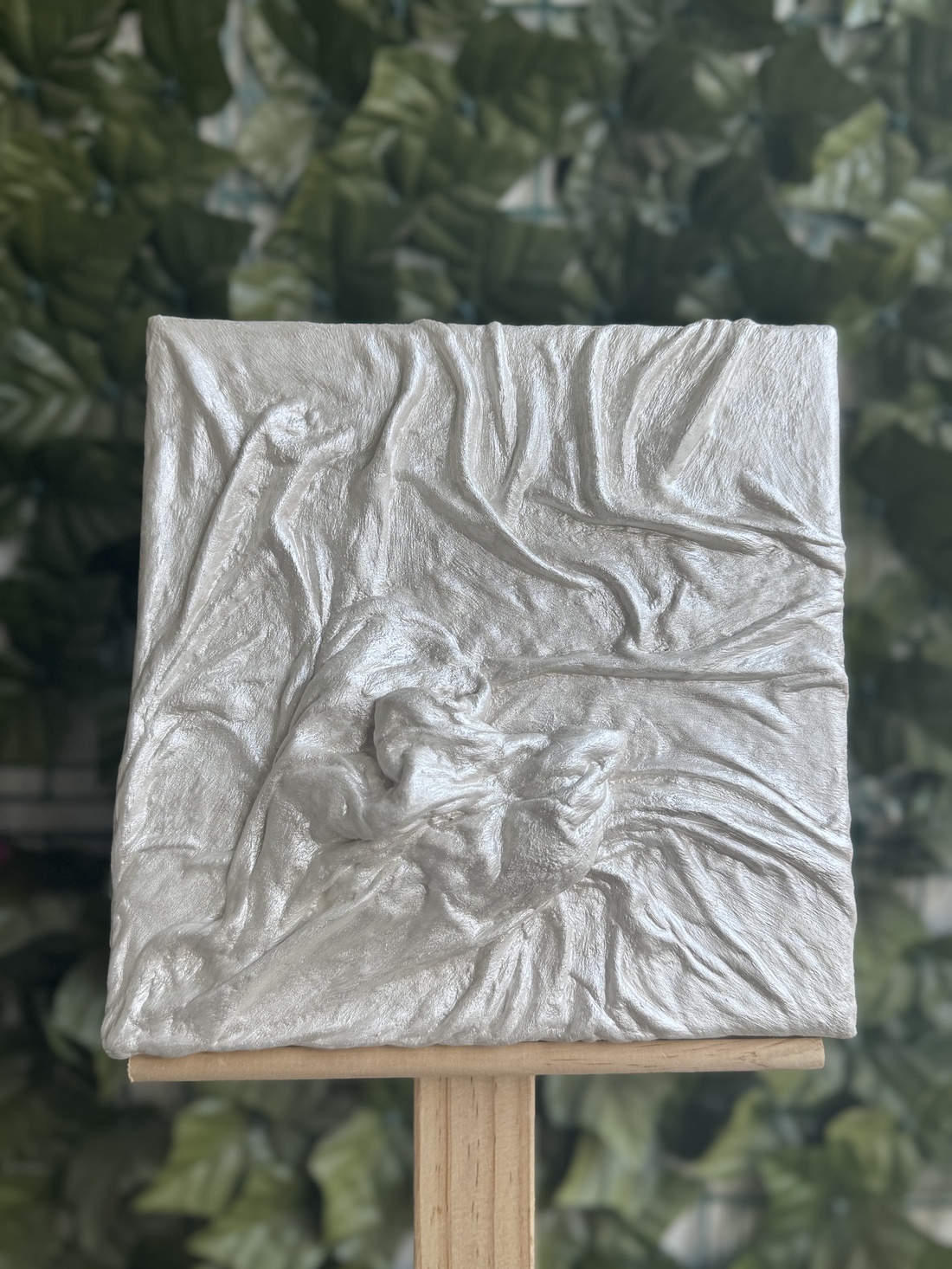 Tablou handmade cu suport de planta decorativa - arte vizuale și accesorii  - picturi - pictură acrilică - Artynos.ro