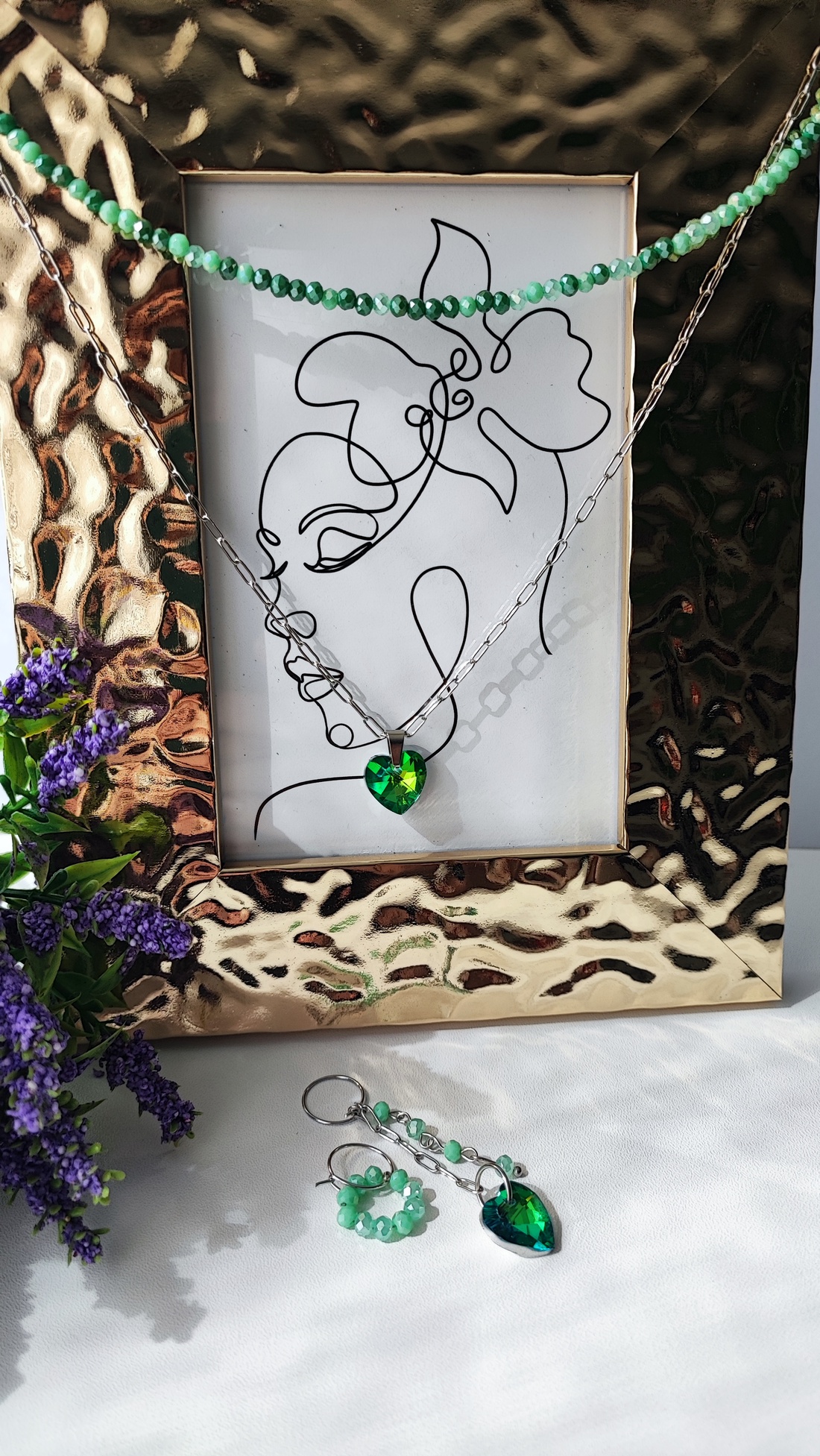 Set verde  cu 3 piese - colier cristale, lanț și cercei - Heart of Green - bijuterii - seturi de bijuterii - Artynos.ro