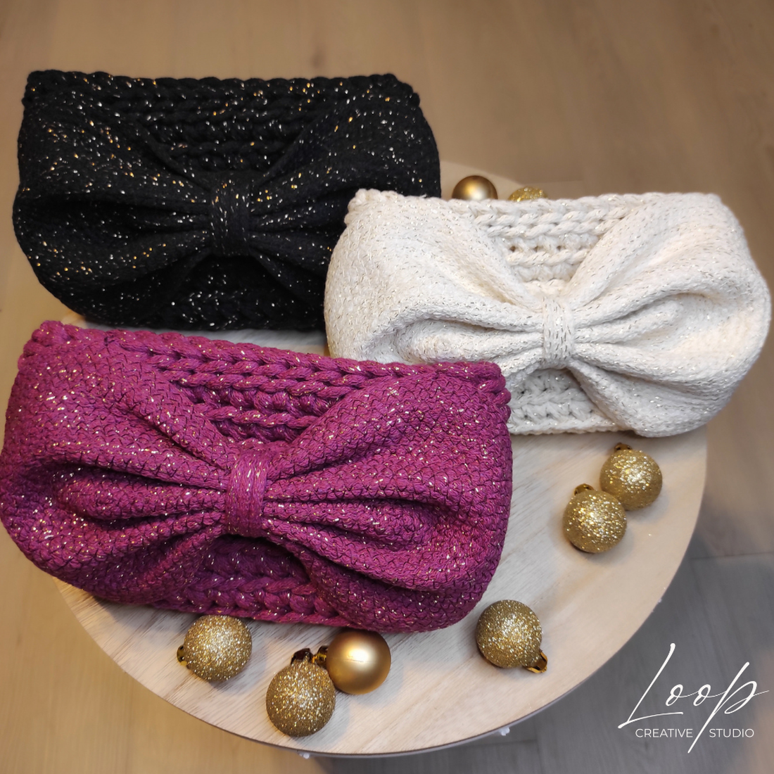 Geantă elegantă croșetată cu fundă  pentru ocazii festive - genți și portofele - genți de mână și umăr - genți de mână - Artynos.ro