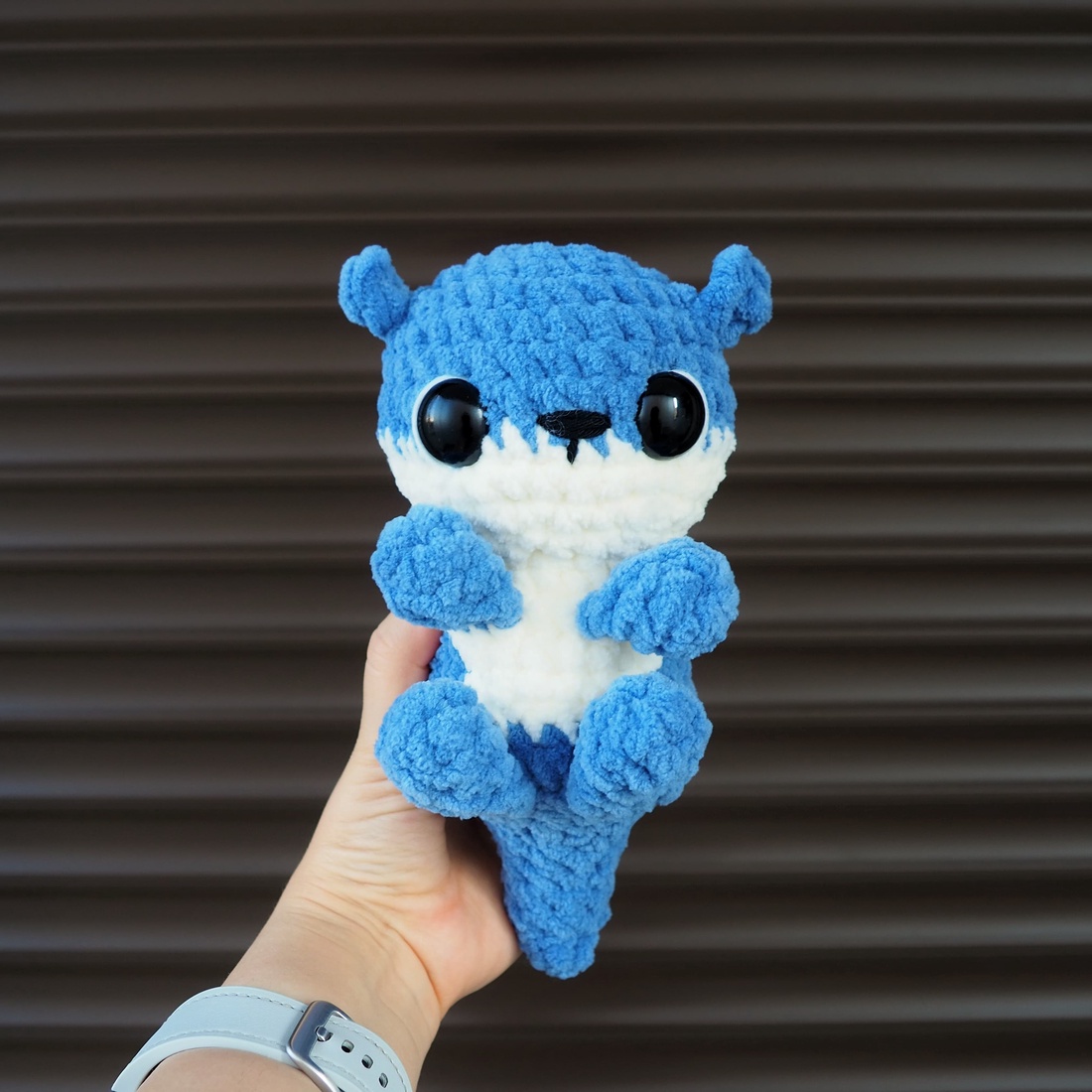 Jucărie vidră croșetată manual din fir moale  jucărie handmade unicat - jucării și echipamente pentru copii - plușuri - păpușă croșetată, păpușă de pluș - Artynos.ro