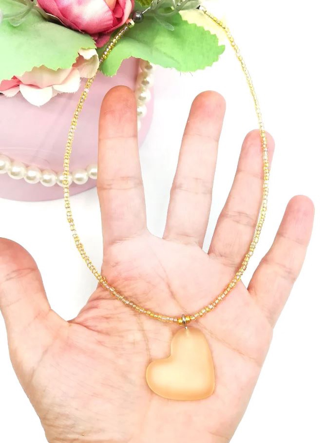 Choker finut auriu - bijuterii - coliere - coliere cu mărgele - Artynos.ro Choker finut auriu - bijuterii - coliere - coliere cu mărgele - Artynos.ro