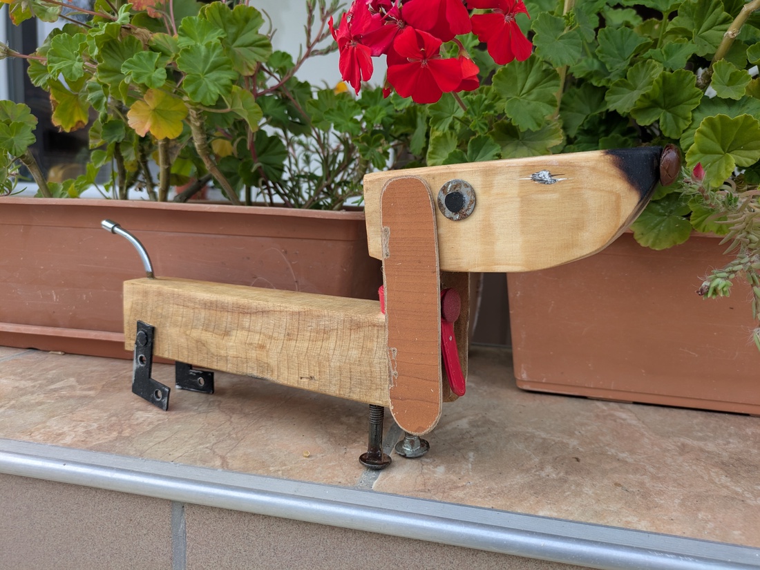 Teckel cu cravata rosie - casă & stil de viață - accesorii pentru decorat casa - decorațiuni de masă și decorațiuni pentru rafturi - sculptură de carte, carte pliată - Artynos.ro Teckel cu cravata rosie - casă & stil de viață - accesorii pentru decorat casa - decorațiuni de masă și decorațiuni pentru rafturi - sculptură de carte, carte pliată - Artynos.ro