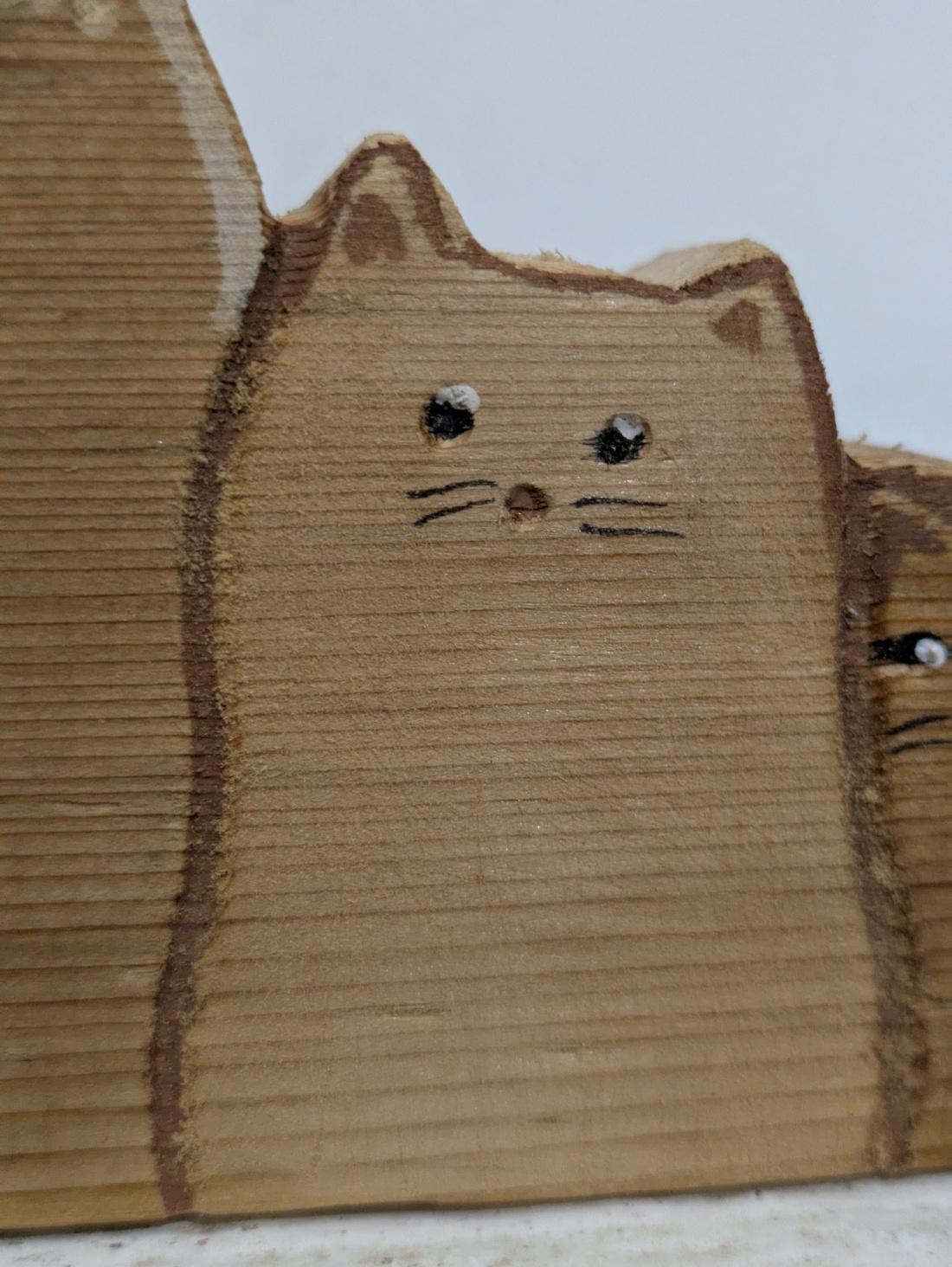 Pisicute. Decoratiune din lemn - casă & stil de viață - echipament pentru camera copiilor - decorațiuni pentru camera copilului - Artynos.ro