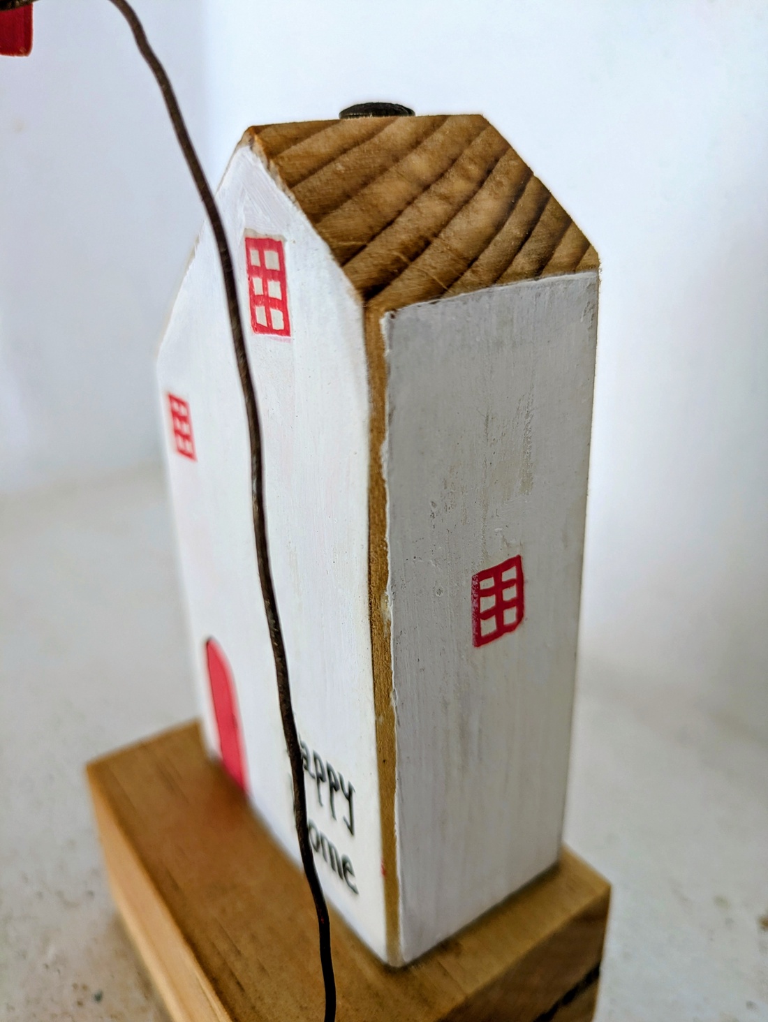 Casuta happy, din lemn - accesorii nuntă - amintiri și cadouri de nuntă - cadou nuntă - cutie de bani - Artynos.ro