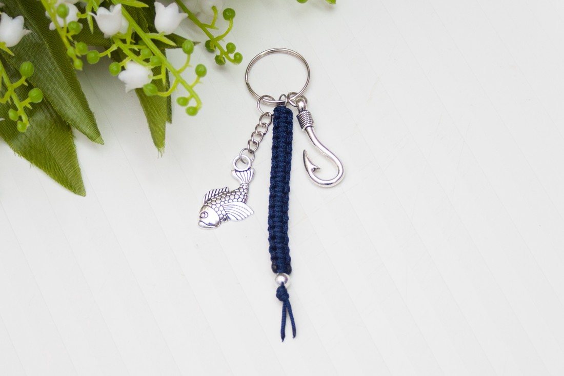Breloc, ornament pentru geantă - Pescuit, pentru pescari sotétkék - - Artynos.ro Breloc, ornament pentru geantă - Pescuit, pentru pescari sotétkék - - Artynos.ro