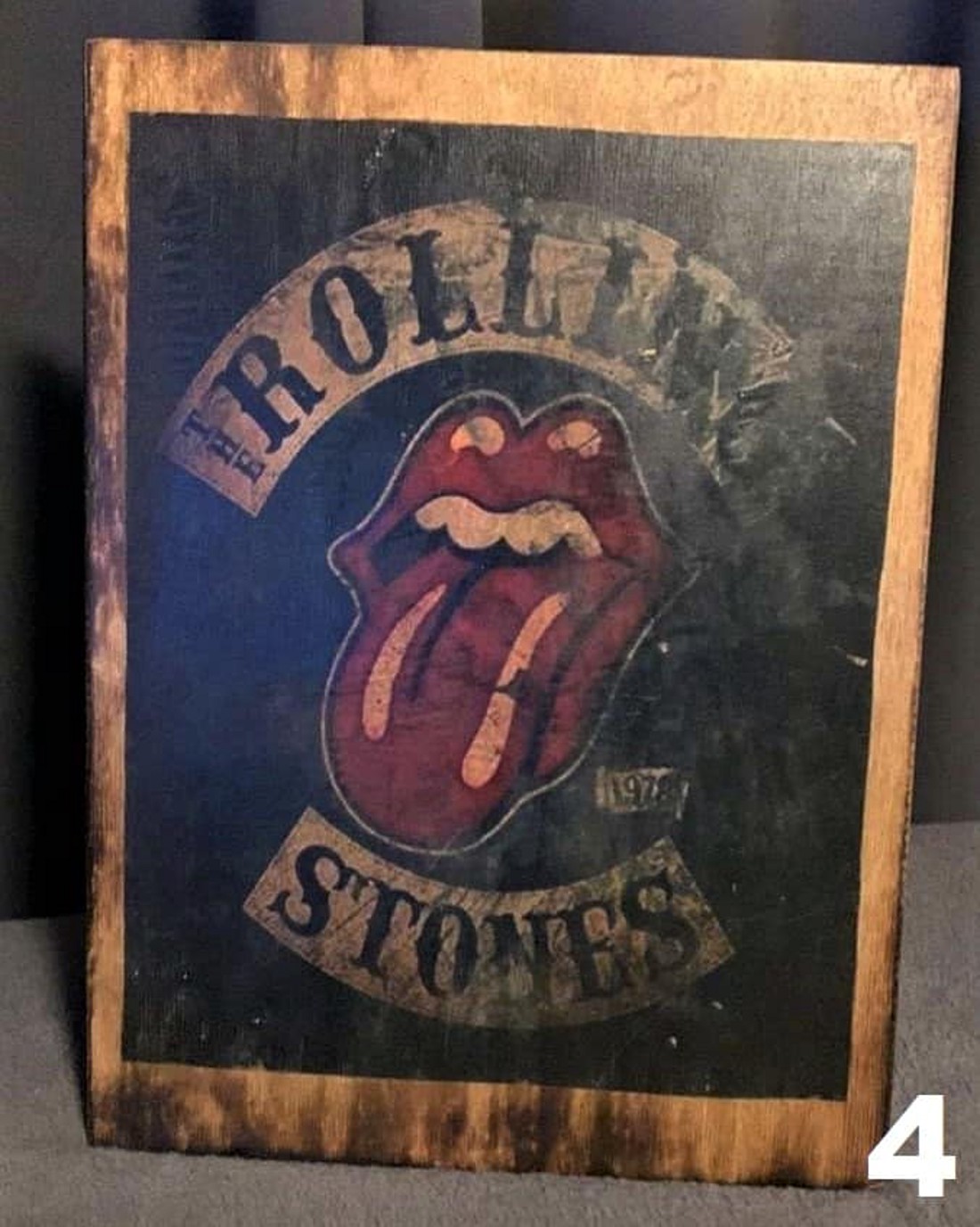 Rolling Stones imagine din lemn - casă & stil de viață - accesorii pentru decorat casa - picturi murale - artă de perete din lemn - Artynos.ro