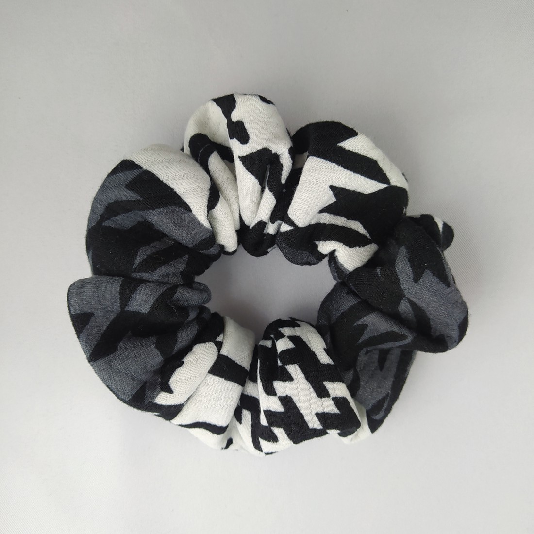 Scrunchie hajgumi - - Artynos.ro Scrunchie hajgumi - - Artynos.ro
