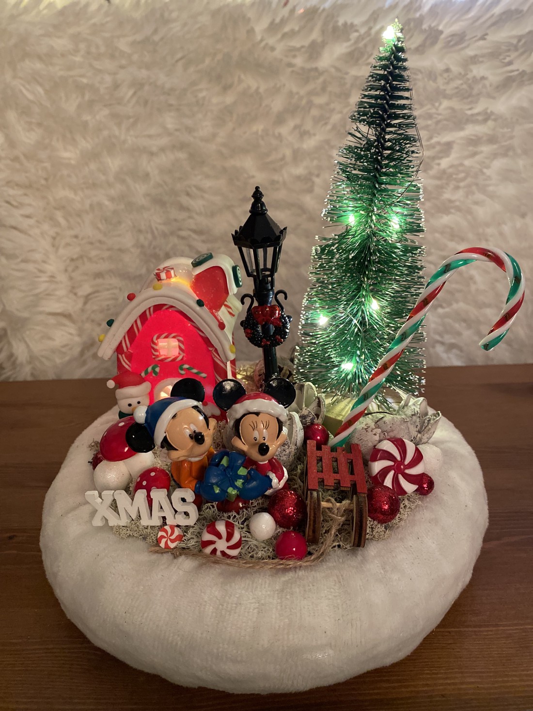 Decorațiuni de masă cu Mickey și Minnie de la Disney  -  - Artynos.ro