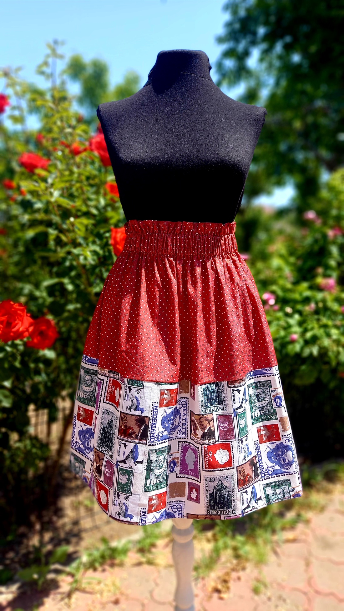Oferta fusta insotita de topul tricotat cadou - îmbrăcăminte și modă - haine damă - fustă damă - Artynos.ro