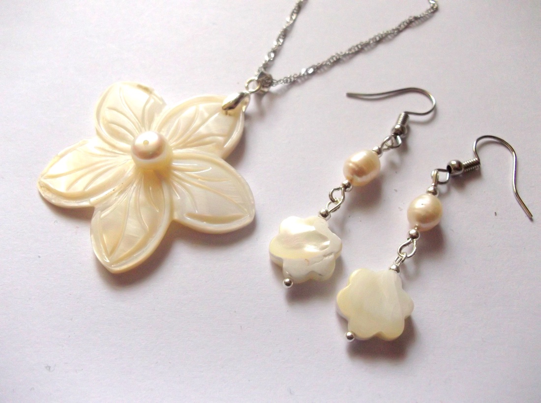 Set cu sidef si perle naturale 43392 - bijuterii - seturi de bijuterii - Artynos.ro Set cu sidef si perle naturale 43392 - bijuterii - seturi de bijuterii - Artynos.ro