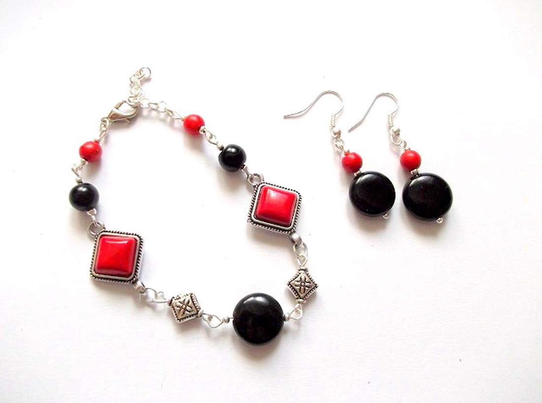 set onix si howlite rosu 37564 - bijuterii - seturi de bijuterii - Artynos.ro set onix si howlite rosu 37564 - bijuterii - seturi de bijuterii - Artynos.ro