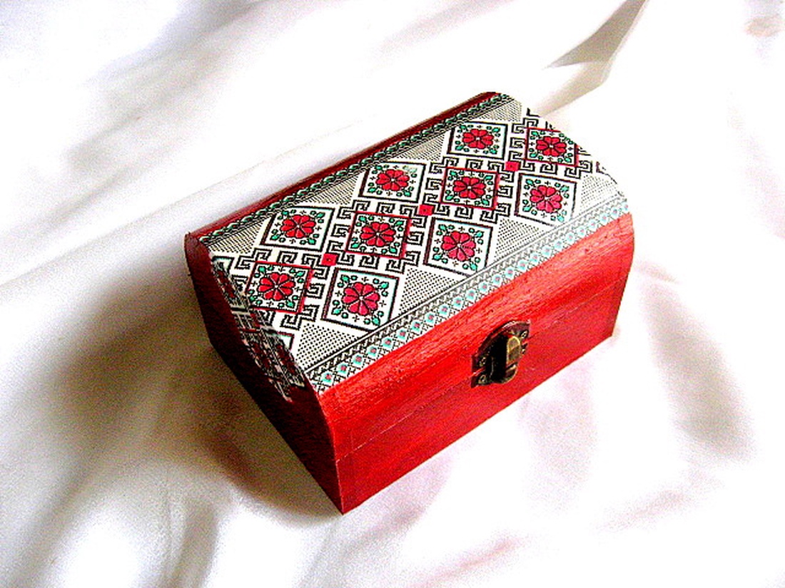 Cutie cu motiv traditional 29161 - accessorii și unelte - lemn - cutie - Artynos.ro