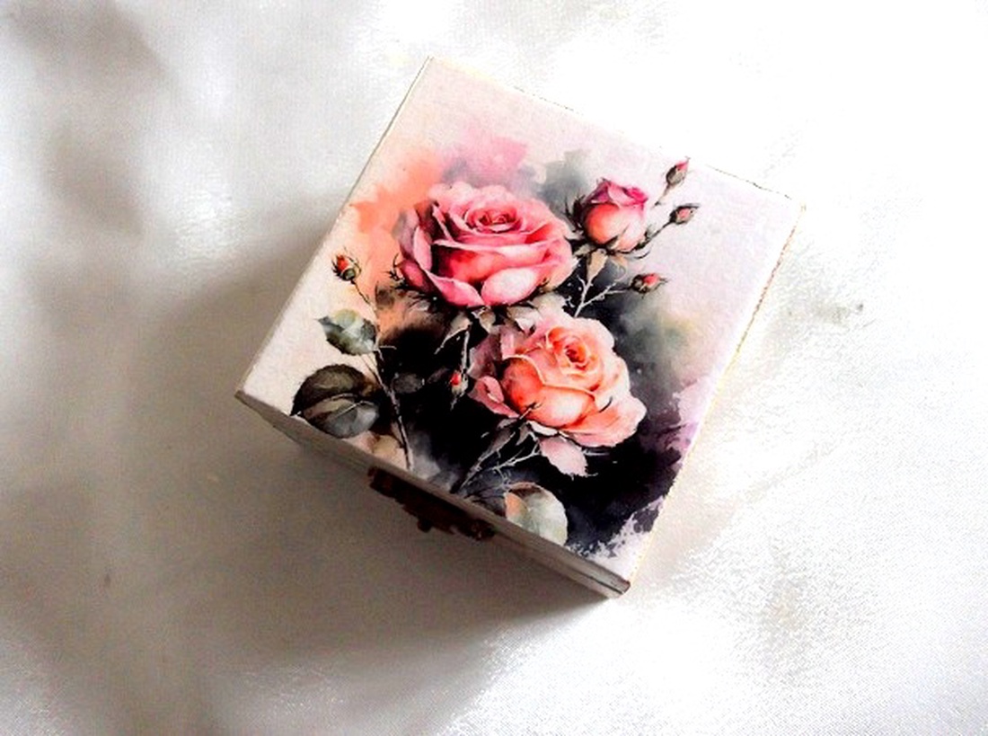 cutie lemn decorata 48125 - casă & stil de viață - materiale de depozitare și sortare - cutie depozitare - Artynos.ro