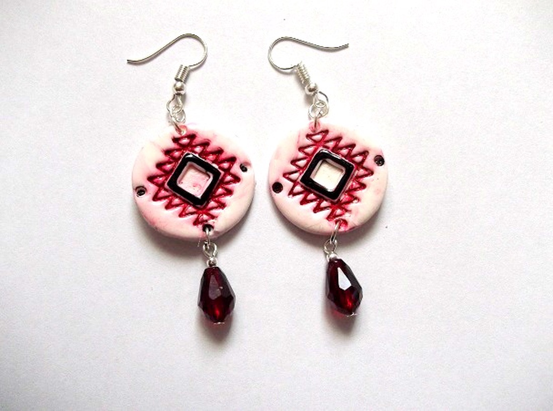 cercei fimo cu motiv traditional 48319 - bijuterii - cercei - cercei agățați - Artynos.ro cercei fimo cu motiv traditional 48319 - bijuterii - cercei - cercei agățați - Artynos.ro