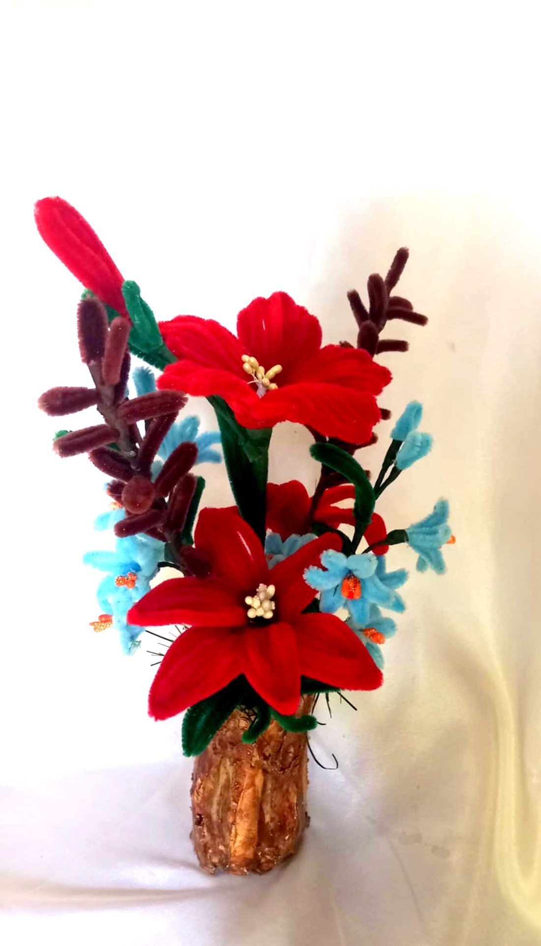 aranjament floral cu flori 48452 - casă & stil de viață - accesorii pentru decorat casa - suport de flori - buchete de flori - Artynos.ro aranjament floral cu flori 48452 - casă & stil de viață - accesorii pentru decorat casa - suport de flori - buchete de flori - Artynos.ro