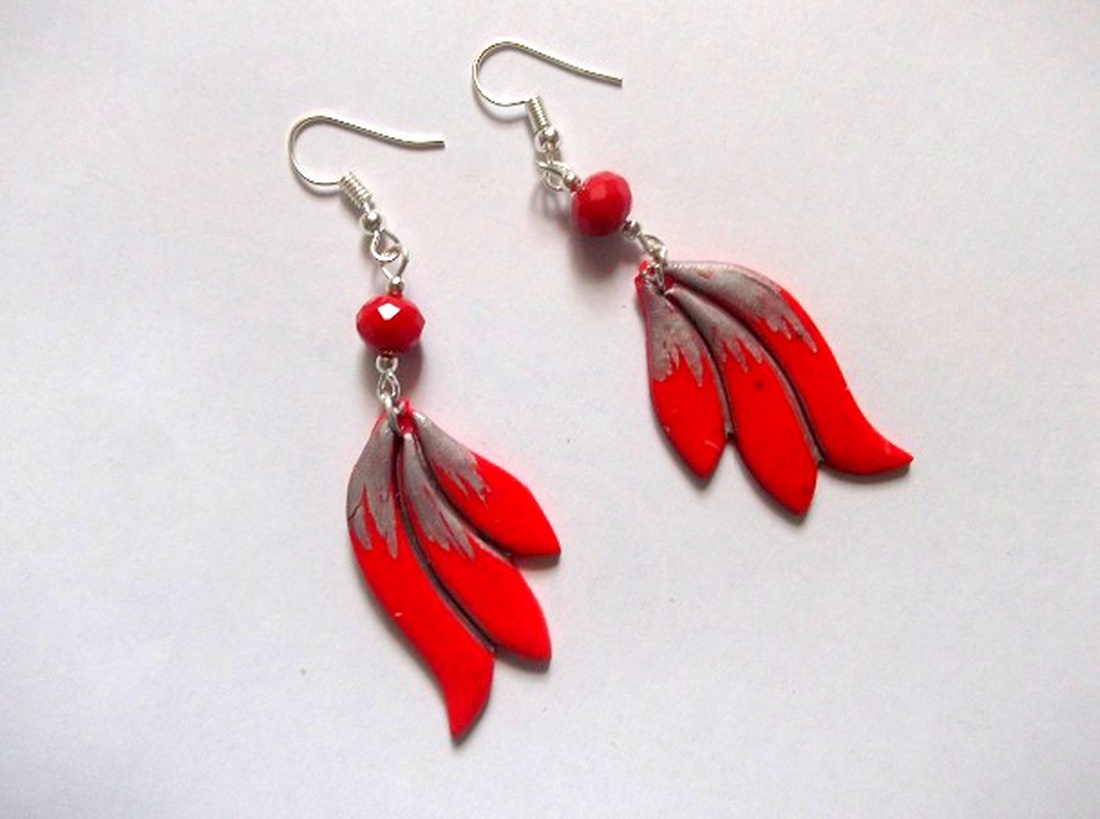 cercei fimo rosu si argintiu 48784 - bijuterii - cercei - cercei agățați - Artynos.ro cercei fimo rosu si argintiu 48784 - bijuterii - cercei - cercei agățați - Artynos.ro