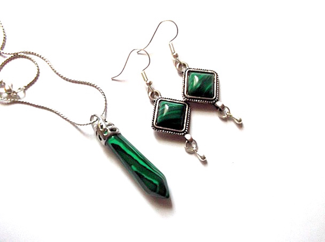 set bijuterii cu malachit 48790 - bijuterii - seturi de bijuterii - Artynos.ro
