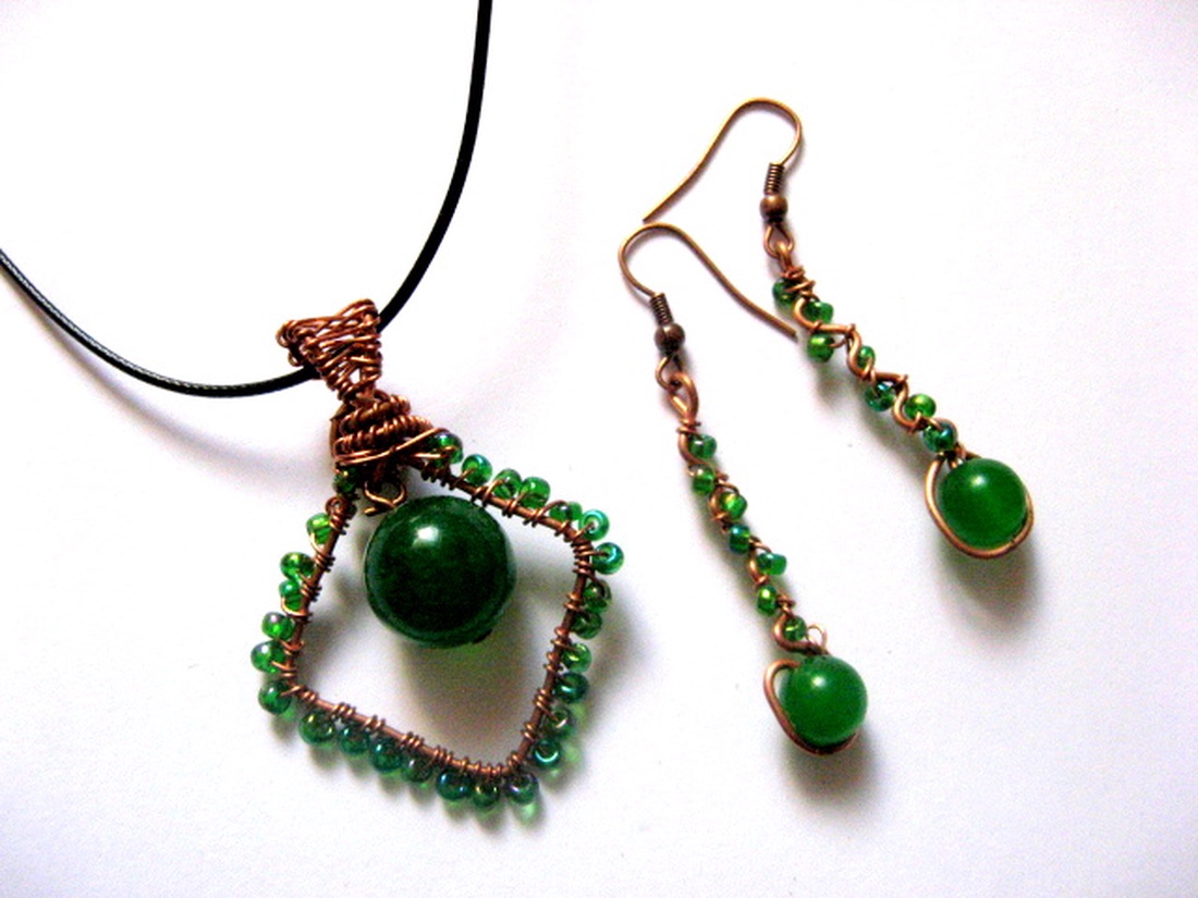 set bijuterii cu jad si sarma curpu 50383 - bijuterii - seturi de bijuterii - Artynos.ro set bijuterii cu jad si sarma curpu 50383 - bijuterii - seturi de bijuterii - Artynos.ro