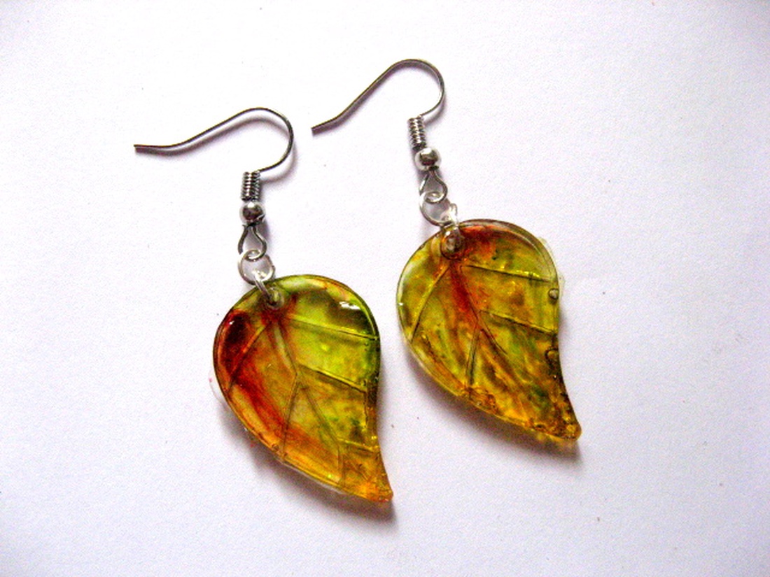 cercei rasina 50597 - bijuterii - cercei - cercei din rășină - Artynos.ro