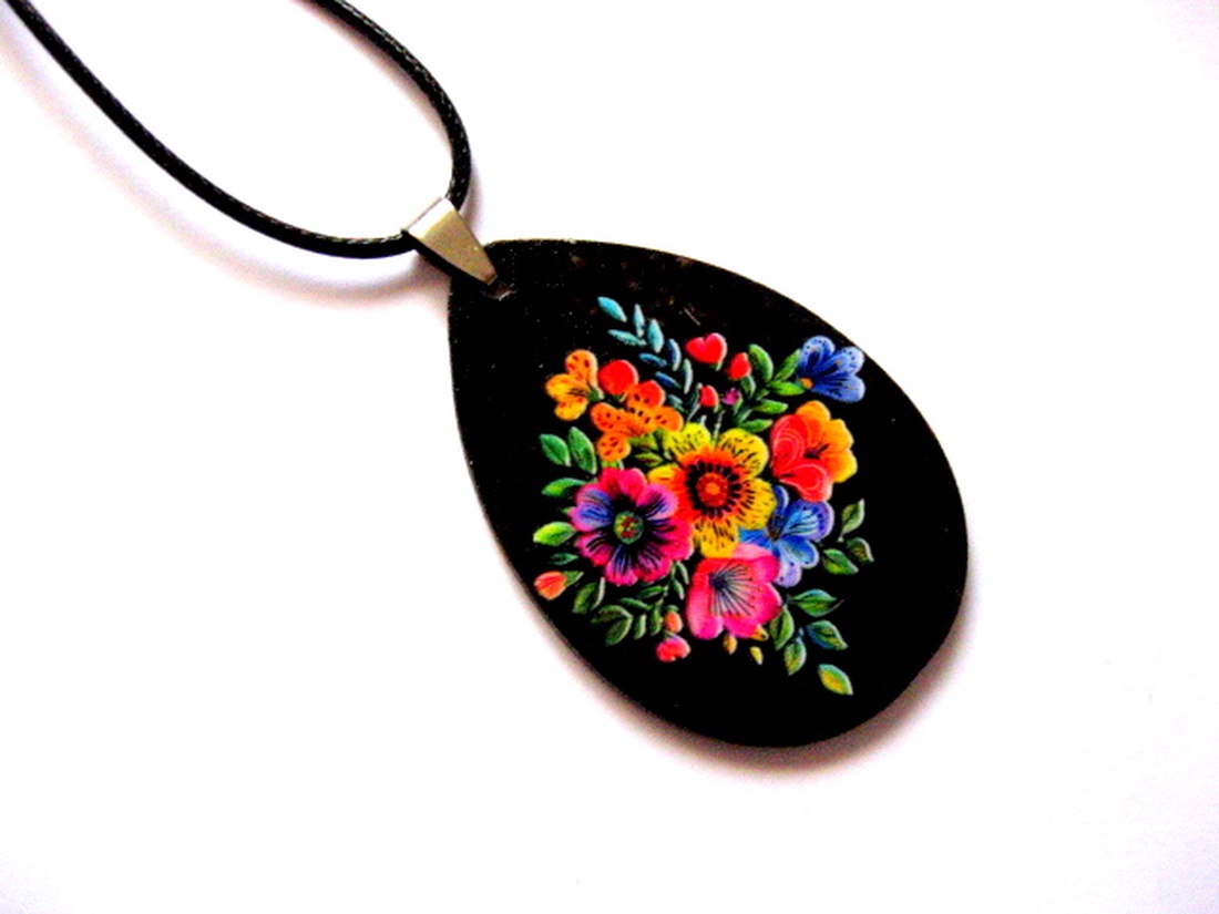 colier lemn 50969 - bijuterii - coliere - coliere cu pandative - Artynos.ro