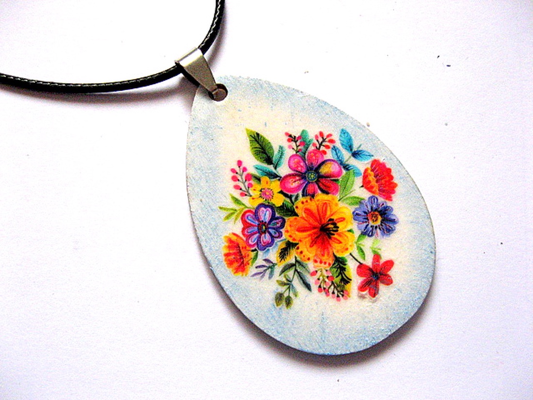 colier lemn 51043 - bijuterii - coliere - coliere cu pandative - Artynos.ro