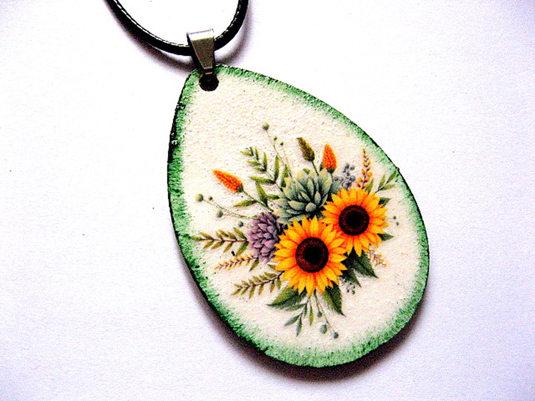 colier lemn 51111 - bijuterii - coliere - coliere cu pandative - Artynos.ro