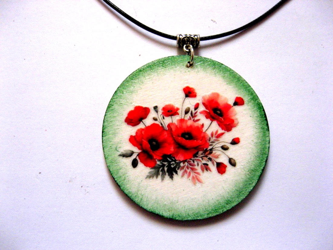 colier lemn 51311 - bijuterii - coliere - coliere cu pandative - Artynos.ro