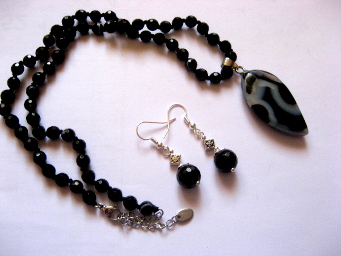 Set bijuterii cu onix 51909 - bijuterii - seturi de bijuterii - Artynos.ro