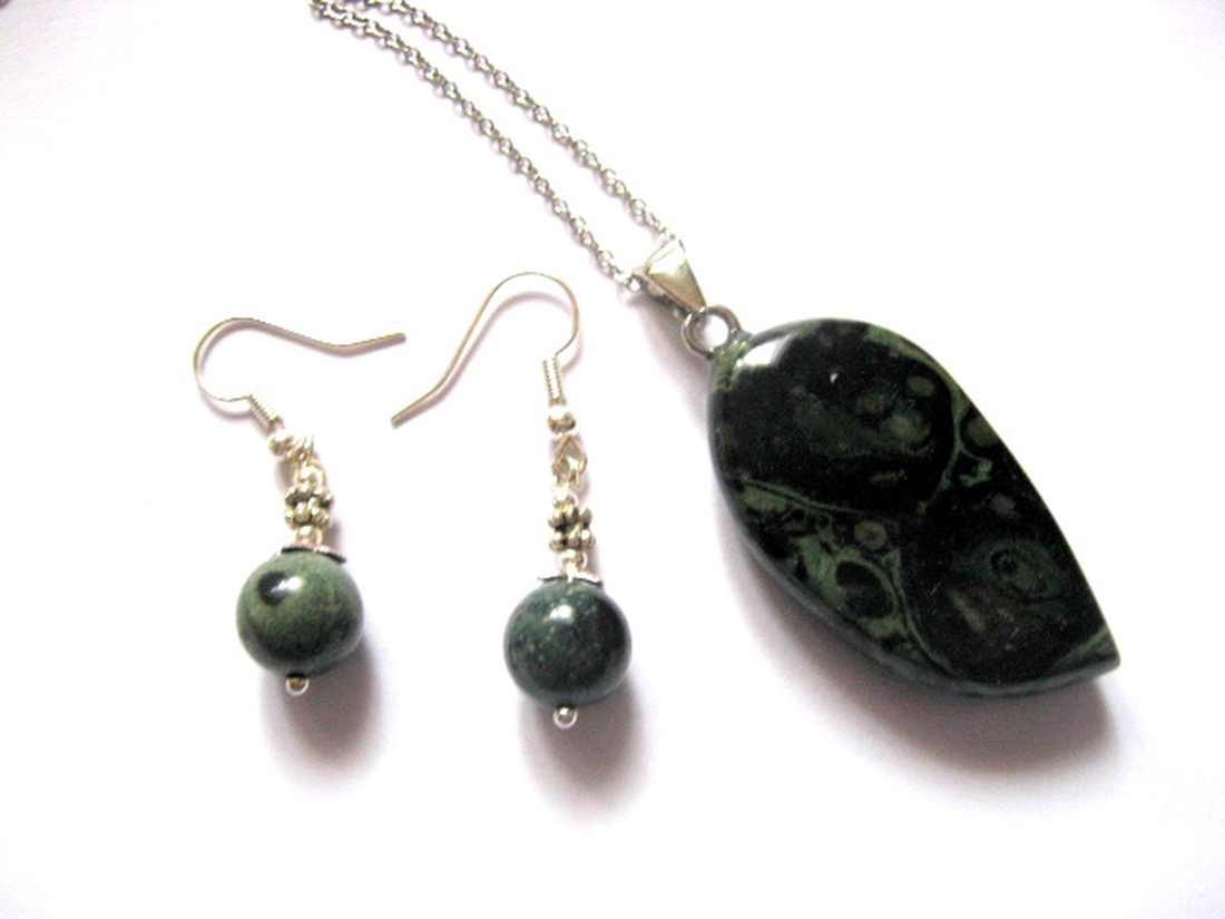 set bijuterii cu jasper kambaba 52039 - bijuterii - seturi de bijuterii - Artynos.ro