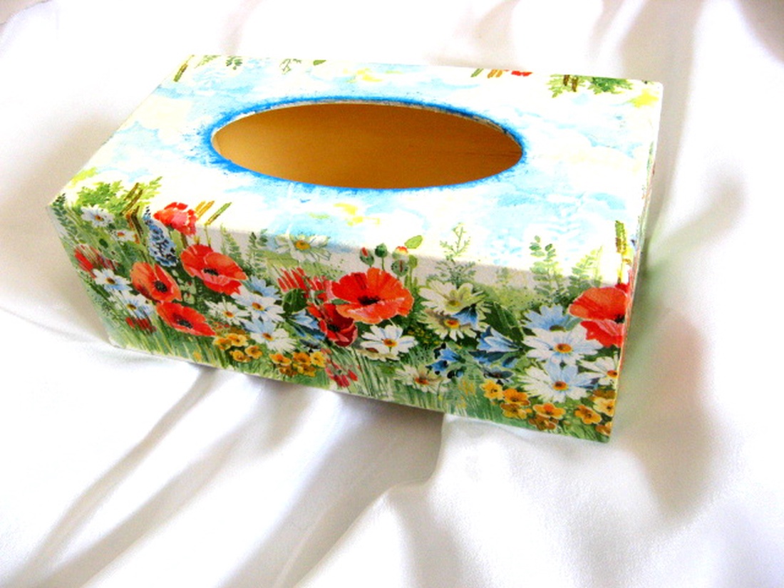 Cutie lemn pt servetele de hartie cu maci 52183 - casă & stil de viață - organizare & depozitare - cutie pentru șervețele - Artynos.ro