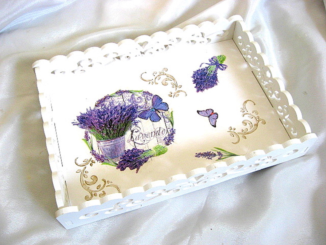 Tava servit la masa decorata cu lavanda 52136 - casă & stil de viață - echipamente de bucătărie - accesorii de servire - tăvițe - Artynos.ro