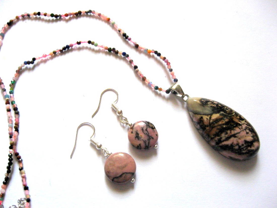 set bijuterii cu rodonit 52563 - bijuterii - seturi de bijuterii - Artynos.ro