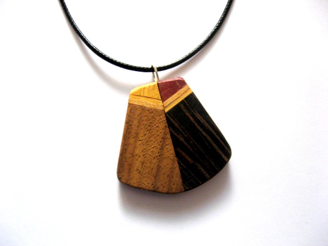 pandantiv lemn artar, ,purple wood.nuc si wenge 52638 - bijuterii - coliere - pandative - Artynos.ro