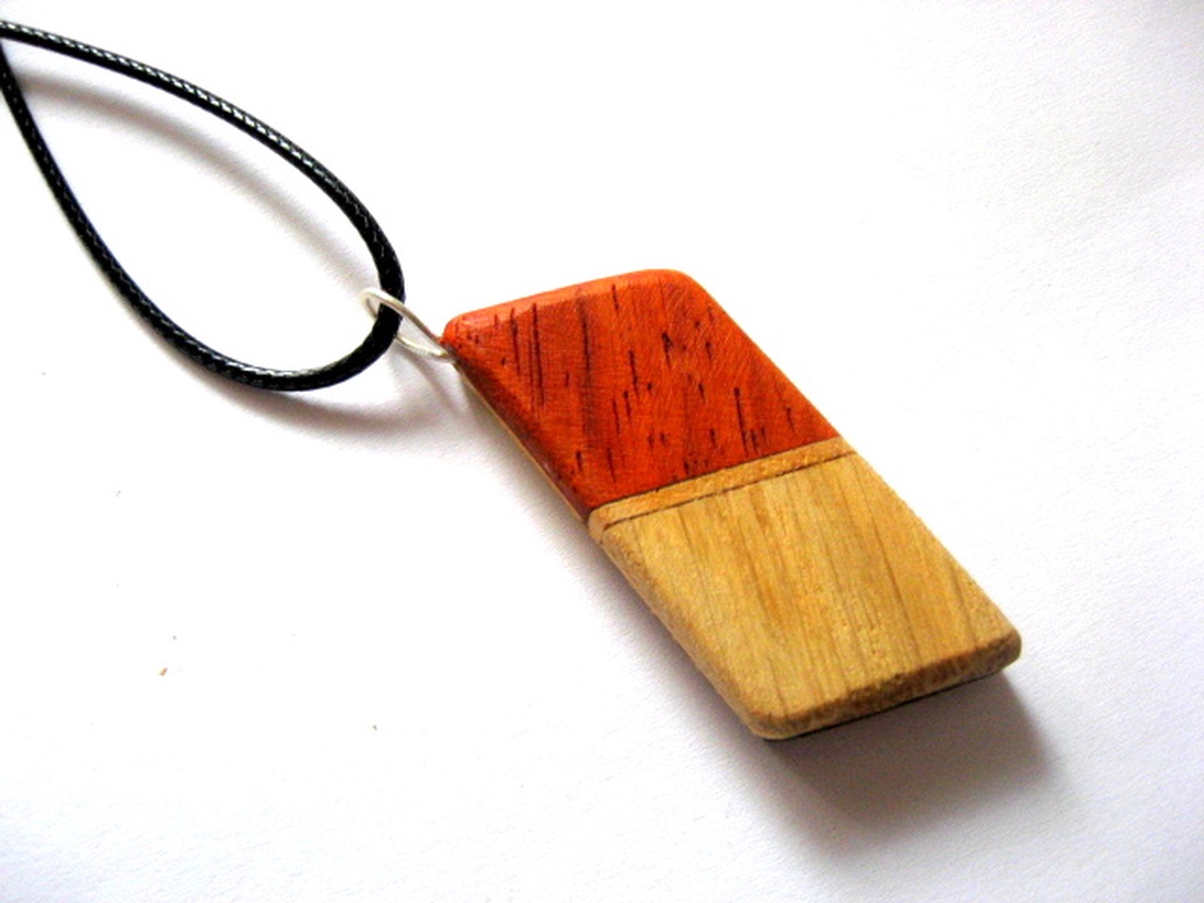pandantiv lemn artar canadian , ,purple wood. si padauk 52677 - bijuterii - coliere - pandative - Artynos.ro