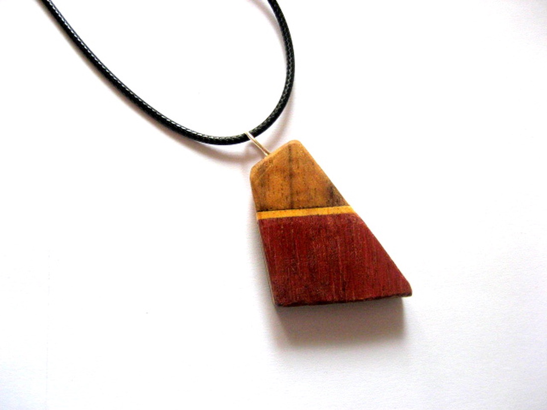 pandantiv lemn padauk , ,purple wood.nuc si wenge 52660 - bijuterii - coliere - pandative - Artynos.ro