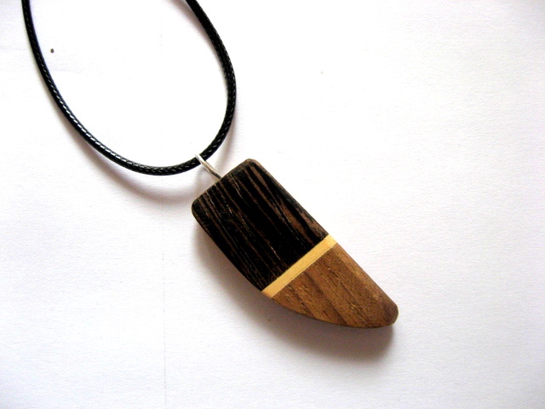 pandantiv lemn artar canadian . ,purple wood.nuc si wenge 52663 - bijuterii - coliere - pandative - Artynos.ro