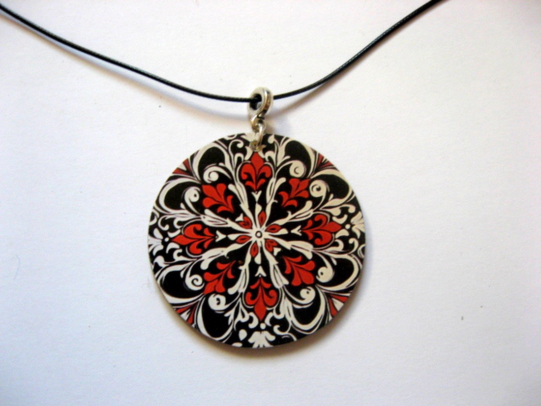 Colier lemn cu mandala 52843 - bijuterii - coliere - coliere cu pandative - Artynos.ro