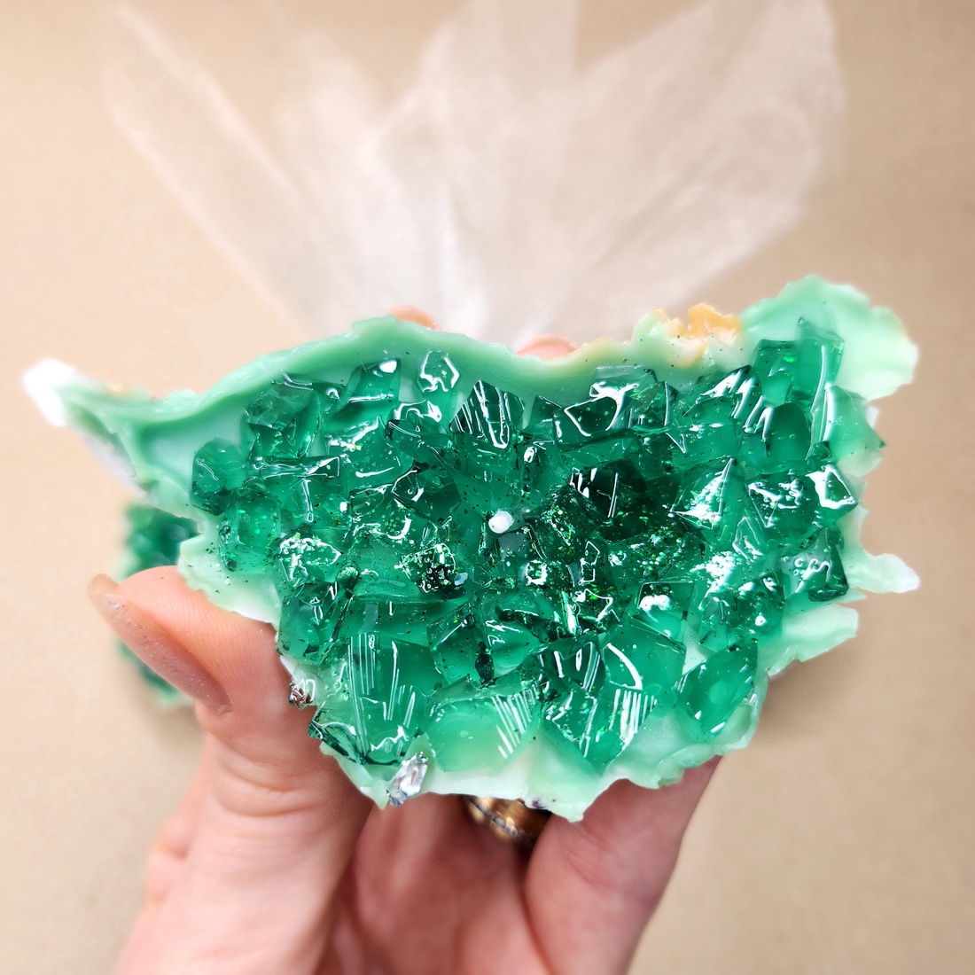 Lumânări Mărturii Handmade Geode de Smarald - casă & stil de viață - lumânări, parfumuri, arome - săculeți parfumați - Artynos.ro