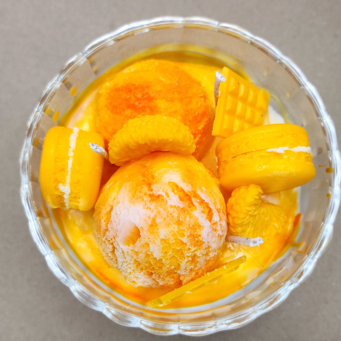 Lumanare Înghețată cu Macarons de Portocală  - casă & stil de viață - lumânări, parfumuri, arome - lumânări artizanale - Artynos.ro