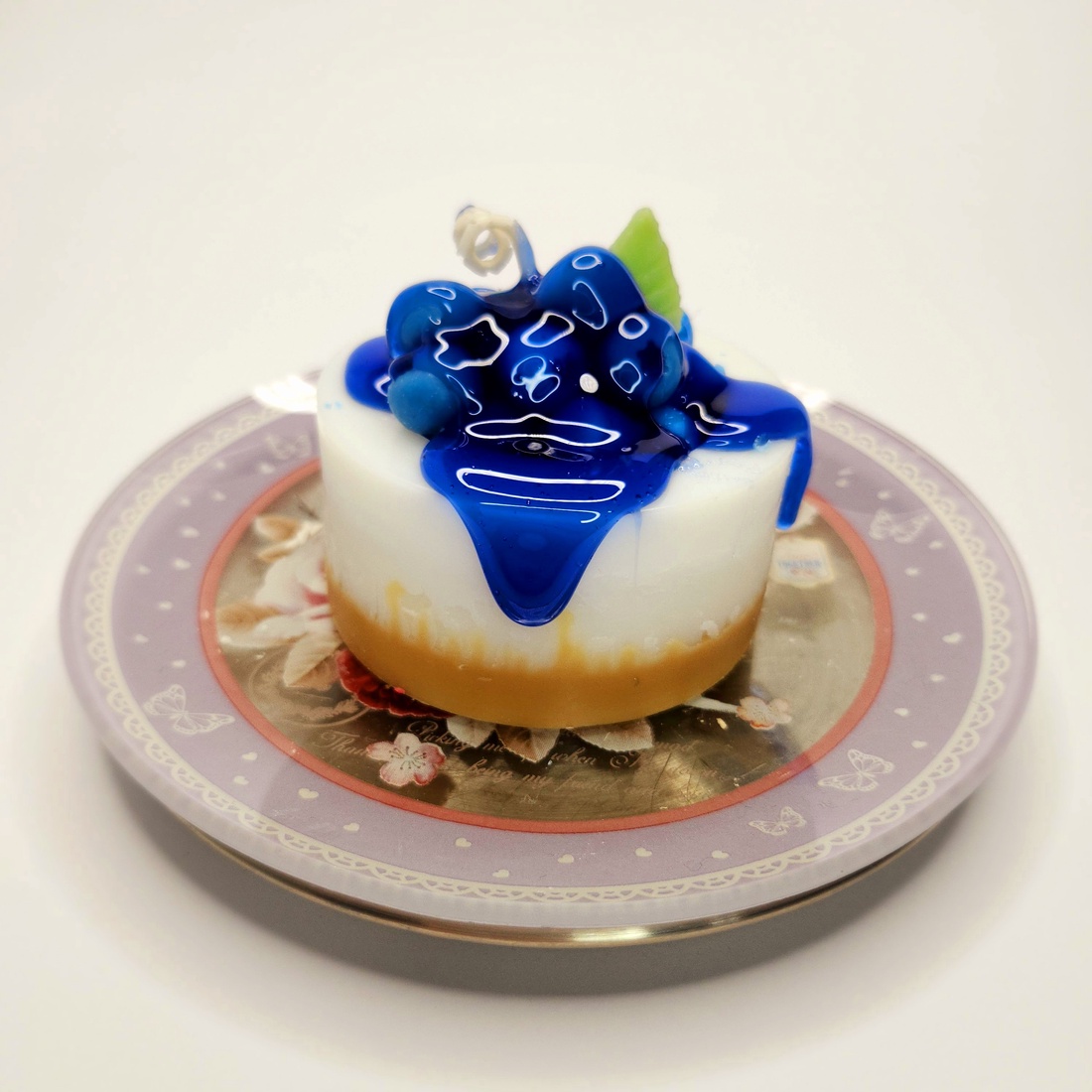 Blueberries Cake Candle - casă & stil de viață - lumânări, parfumuri, arome - ceară parfumată - Artynos.ro