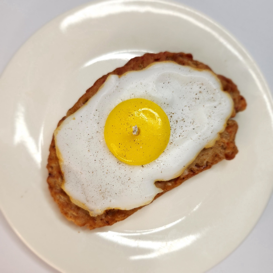 Lumanare Artizanala Toast cu Ou si Piper  - casă & stil de viață - lumânări, parfumuri, arome - difuzor de arome - Artynos.ro