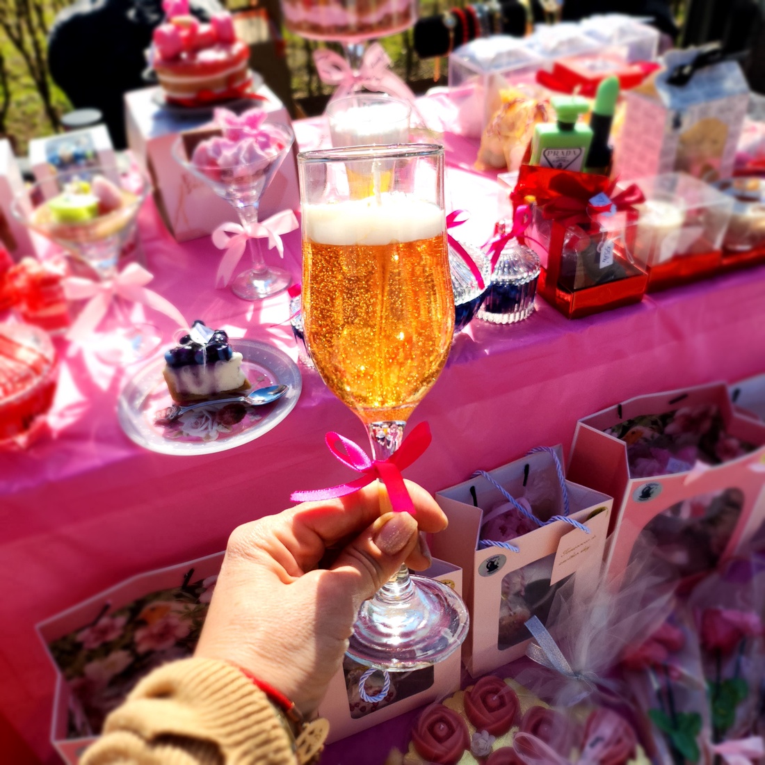 Prosecco Rosé and Gold Leaf - casă & stil de viață - lumânări, parfumuri, arome - lumânări artizanale - Artynos.ro